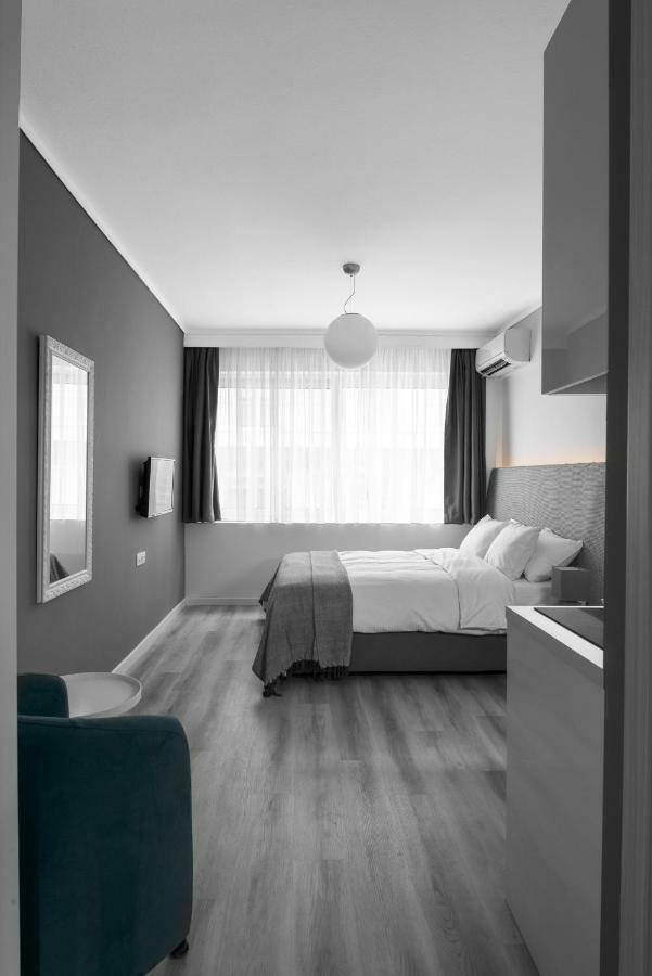 M&F Luxury Suites M Suite Салоники Экстерьер фото